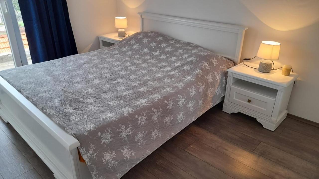 Apartments Лумбарда Екстериор снимка