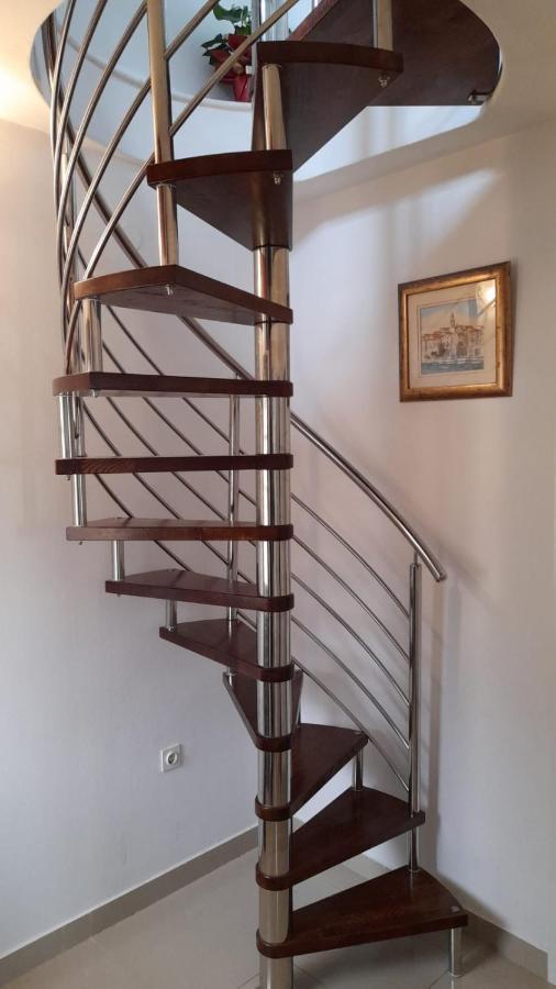 Apartments Лумбарда Екстериор снимка