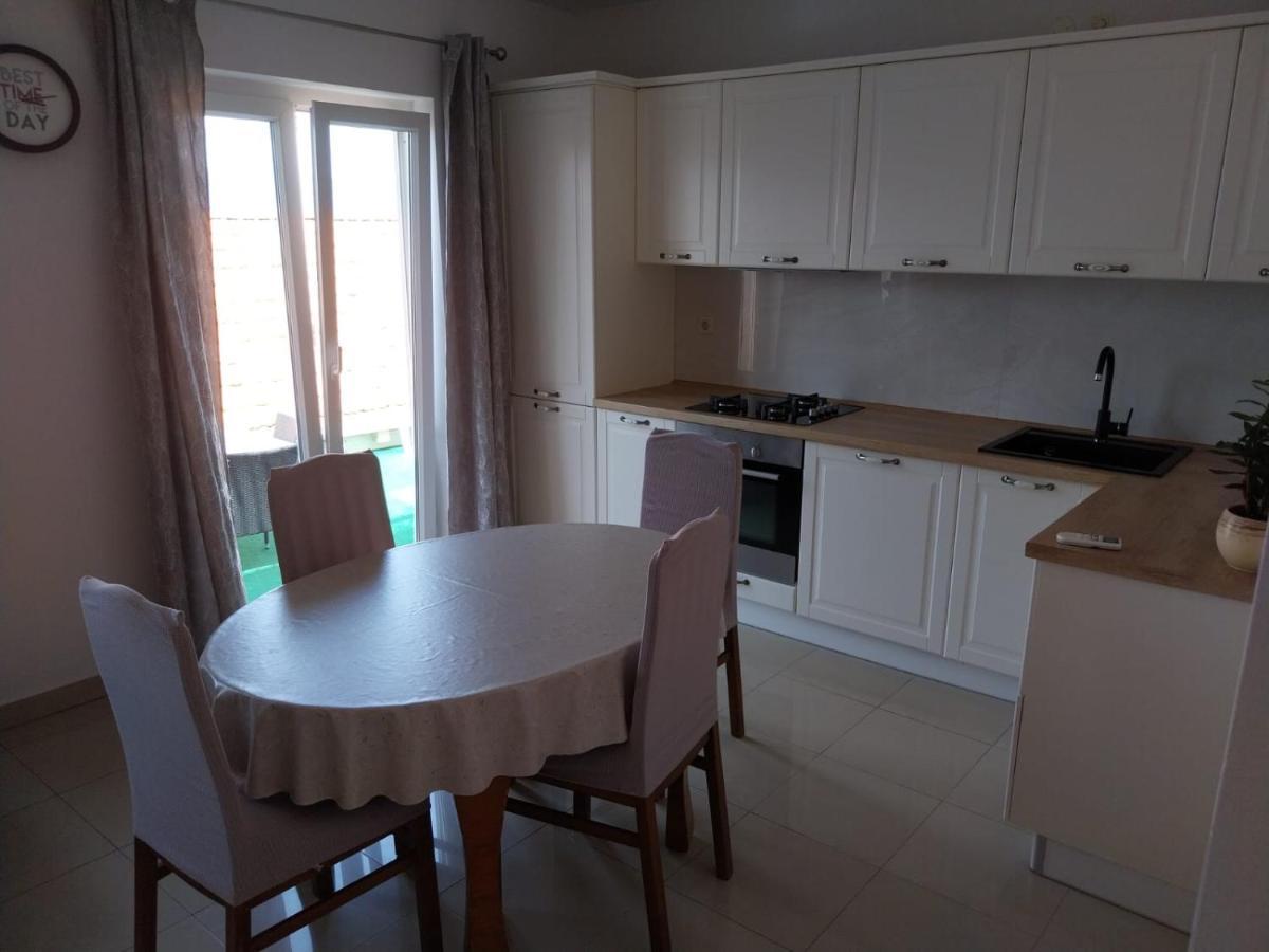 Apartments Лумбарда Екстериор снимка