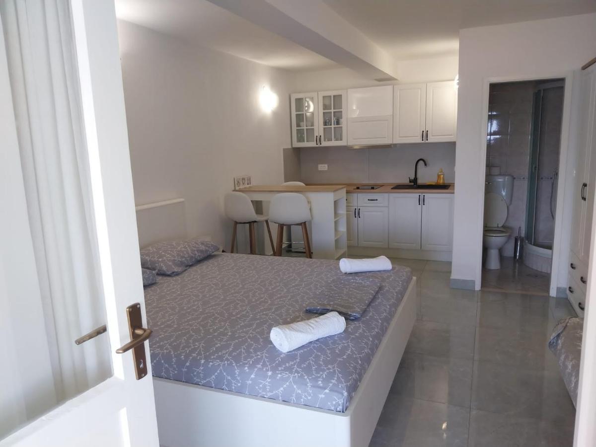 Apartments Лумбарда Екстериор снимка